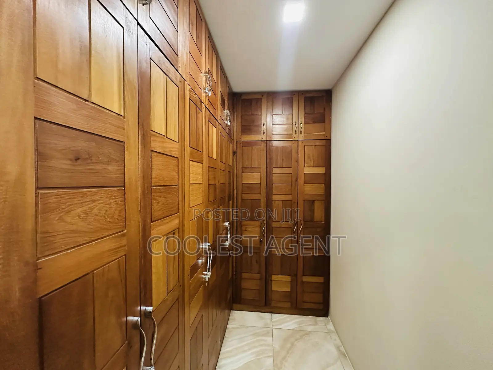 Furnished 3bdrm Villa in Coolest Estate for rent