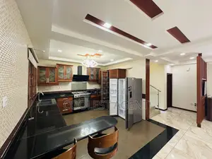 Furnished 3bdrm Villa in Coolest Estate for rent