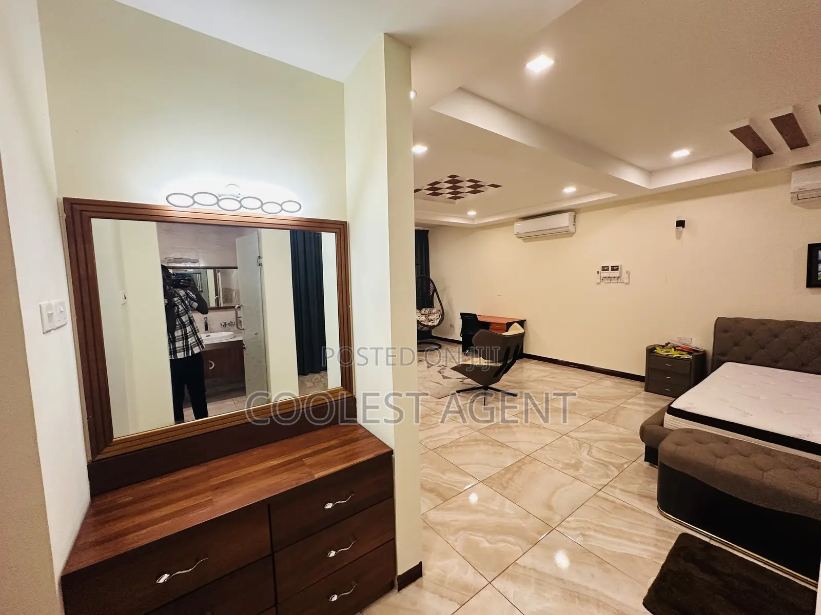 Furnished 3bdrm Villa in Coolest Estate for rent