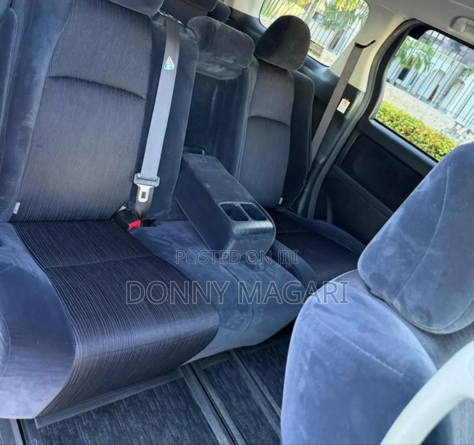 Toyota Vellfire 2009 Silver