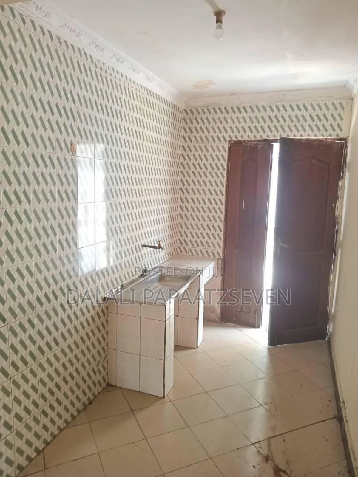 1bdrm Apartment in Dalalipapaatzseven, Kinondoni for rent