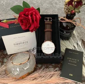 Dw Leather With Bracelet Full Box Gift Bag Br/G/White