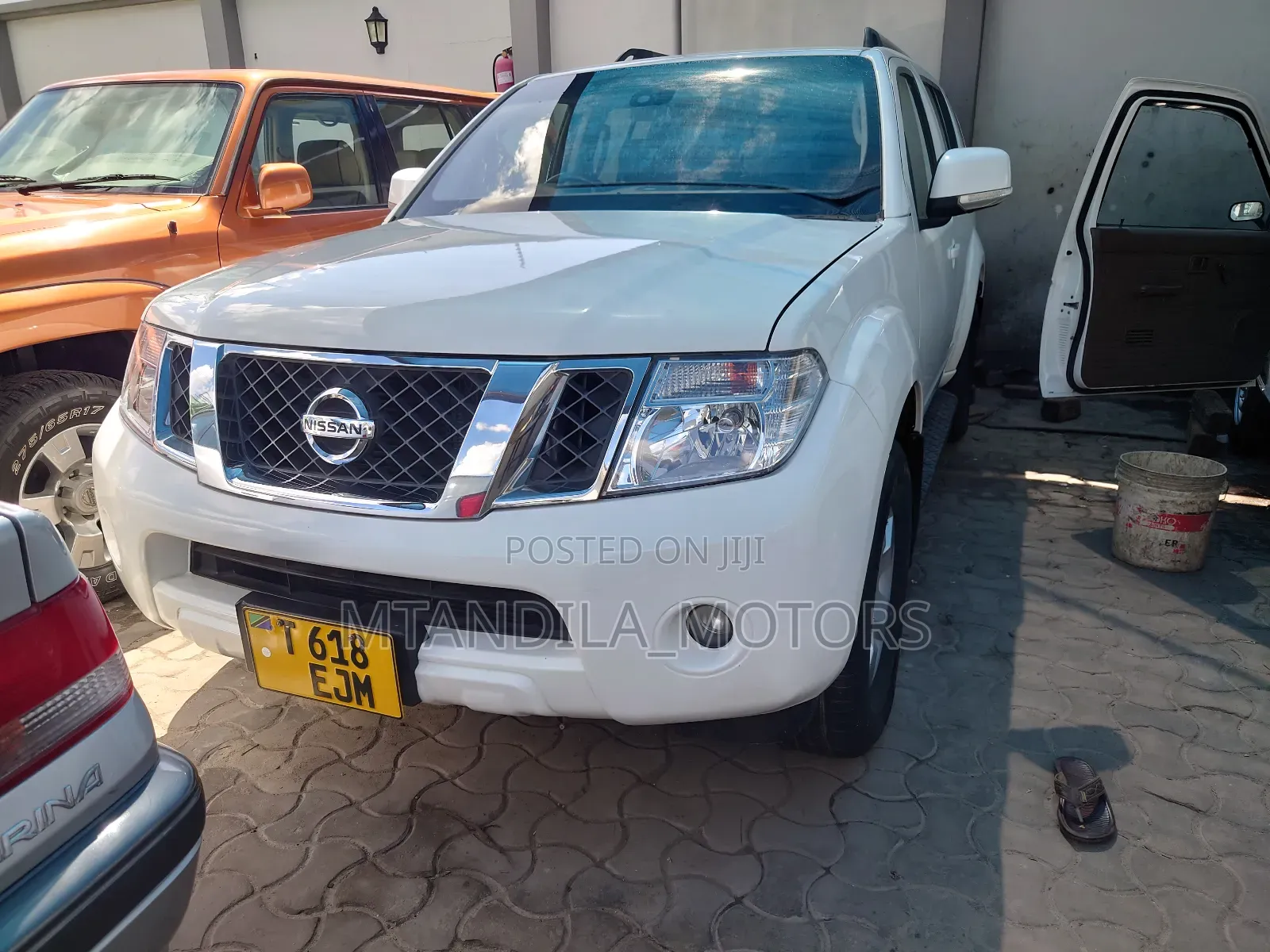 Nissan Elgrand 2006 White