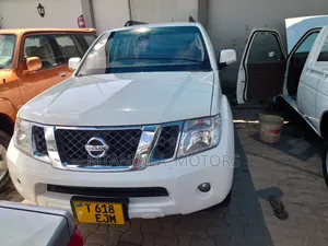Nissan Elgrand 2006 White