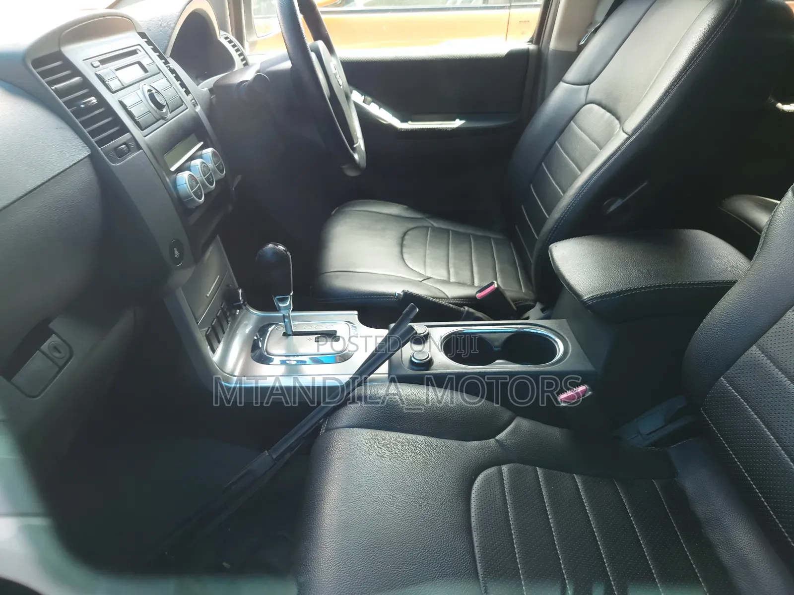 Nissan Elgrand 2006 White