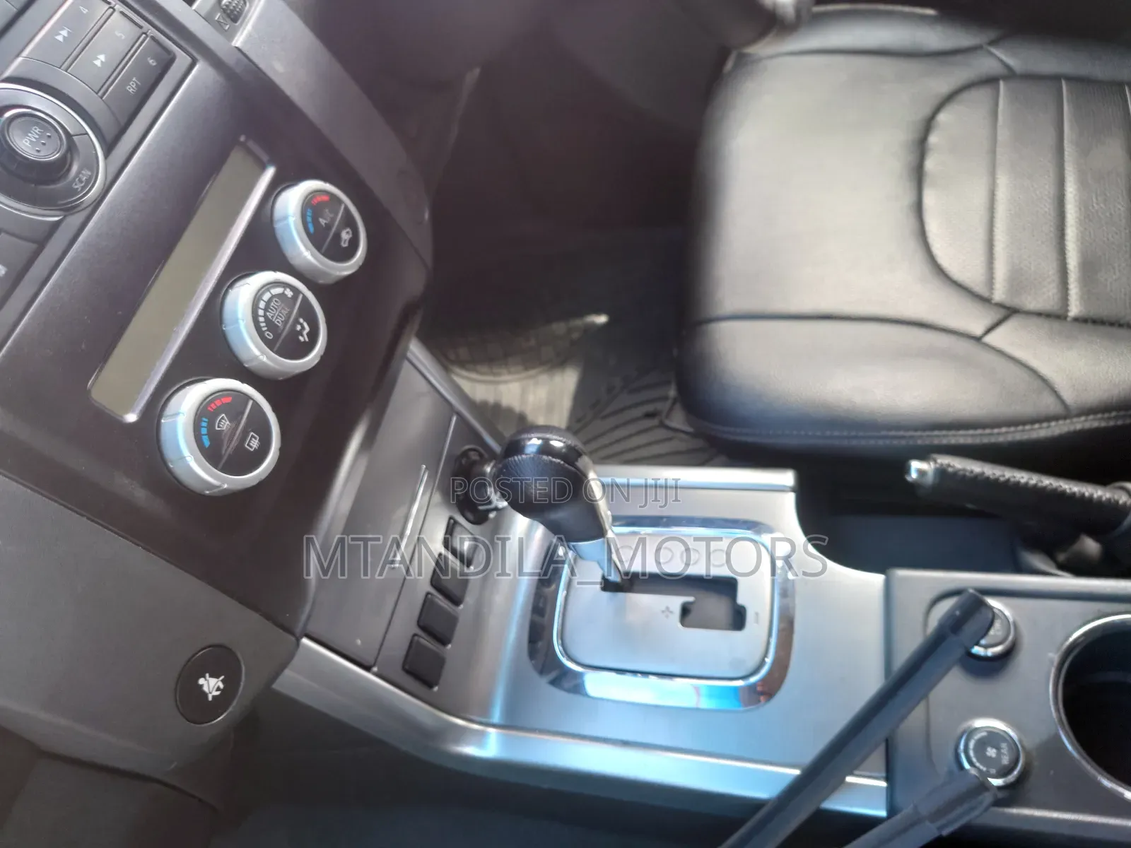 Nissan Elgrand 2006 White