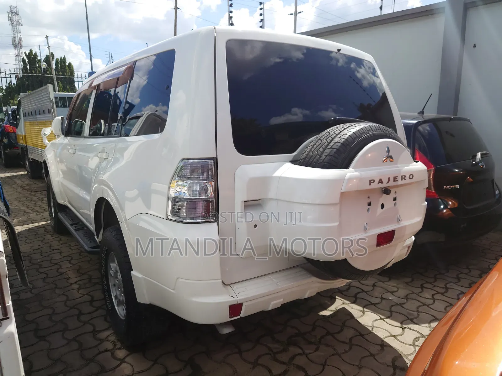 Mitsubishi Pajero 3.8 V6 GLS/GLX 2010 White