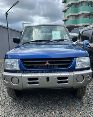 Mitsubishi Pajero Junior 1998 Blue