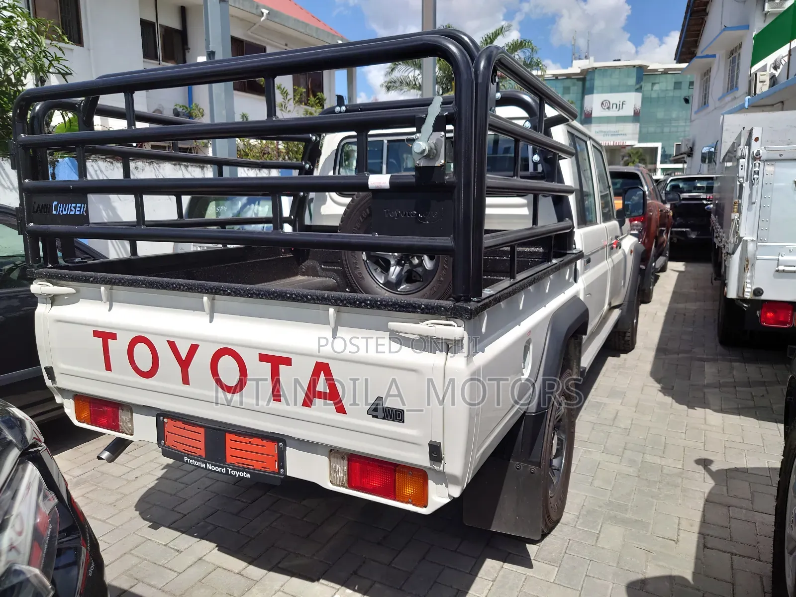 Toyota Land Cruiser 3.3 Diesel 4WD 2022 White