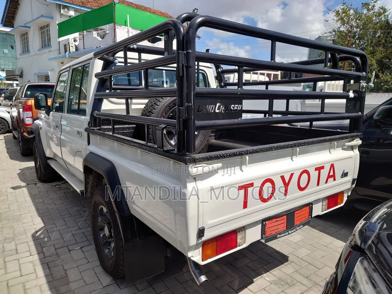 Toyota Land Cruiser 3.3 Diesel 4WD 2022 White
