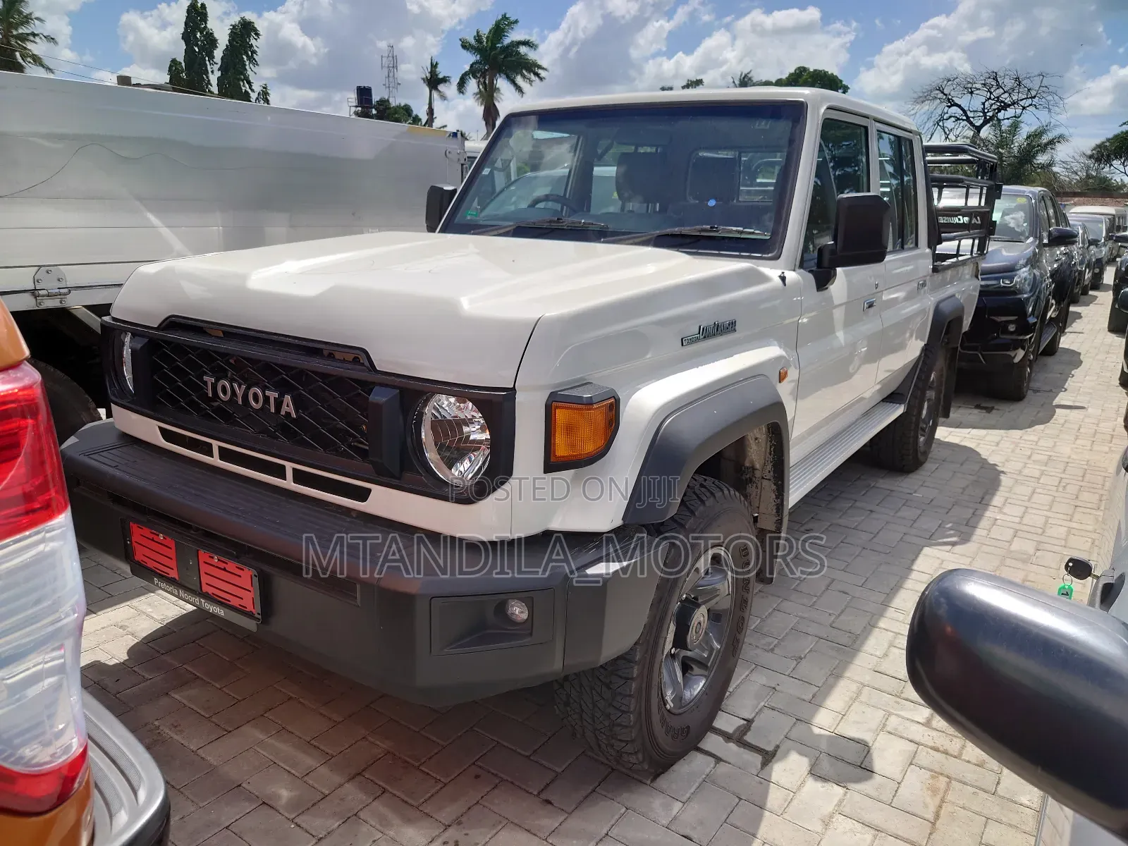 Toyota Land Cruiser 3.3 Diesel 4WD 2022 White