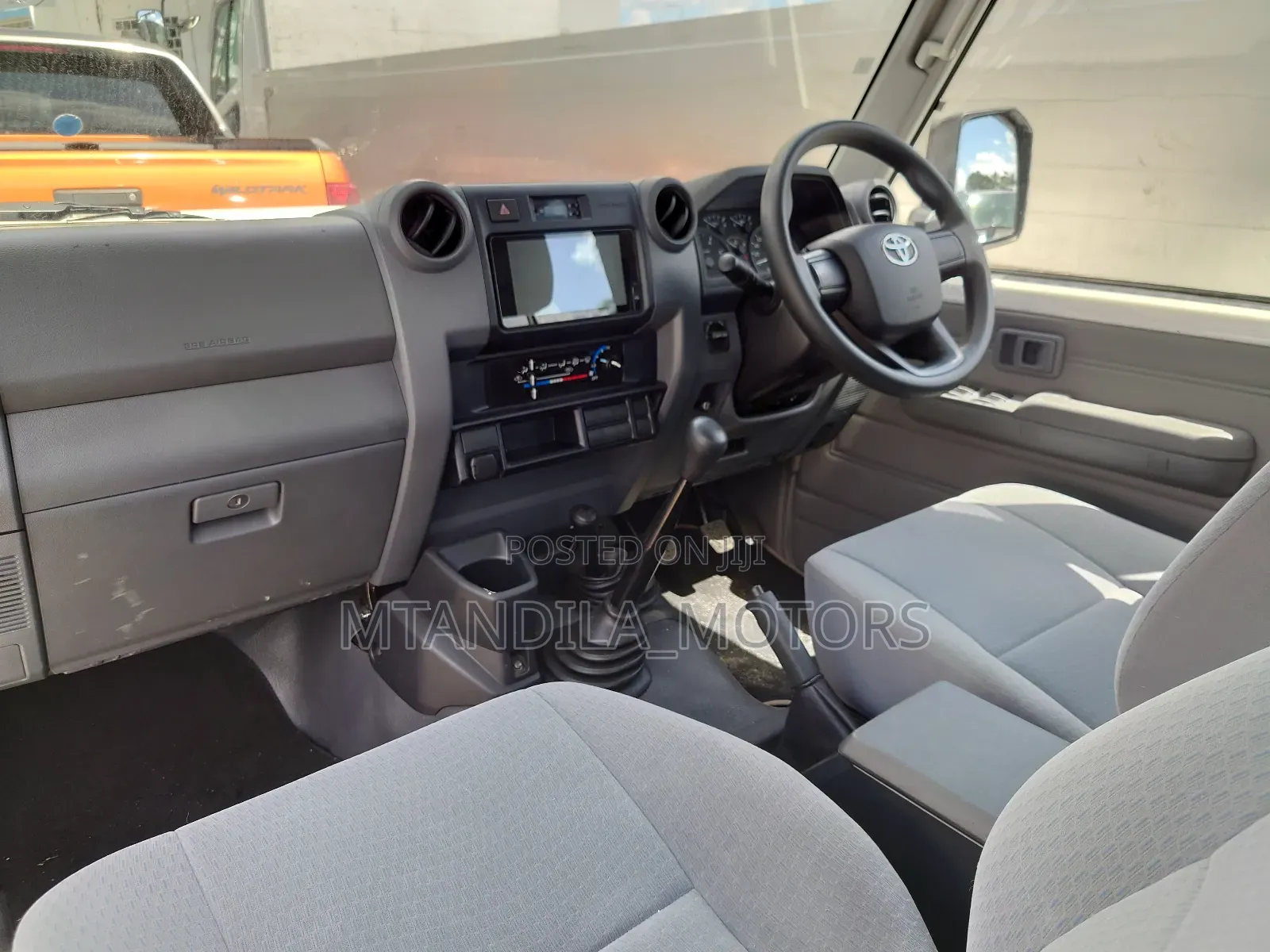Toyota Land Cruiser 3.3 Diesel 4WD 2022 White