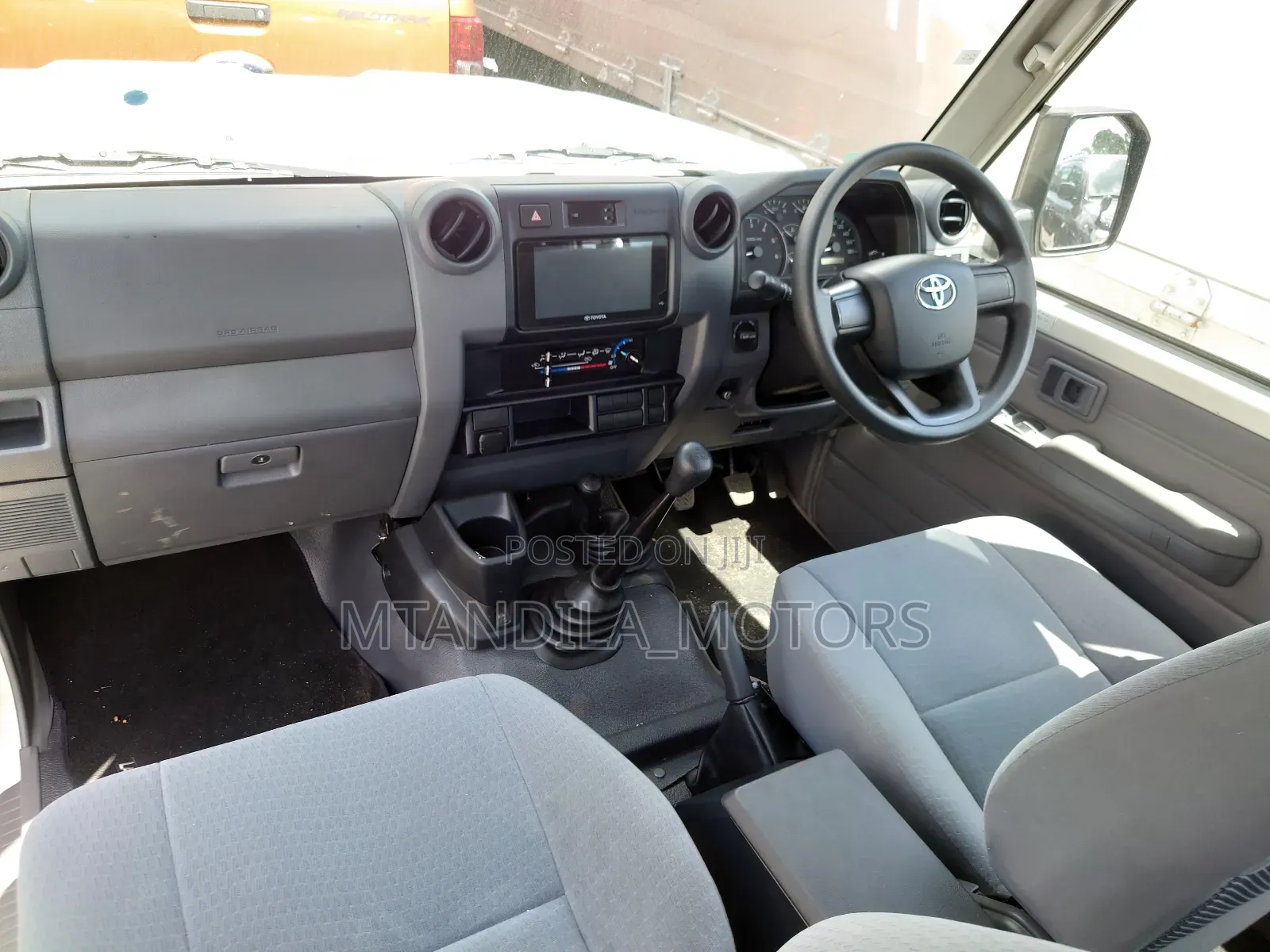 Toyota Land Cruiser 3.3 Diesel 4WD 2022 White