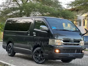 Toyota HiAce 2005 Grey