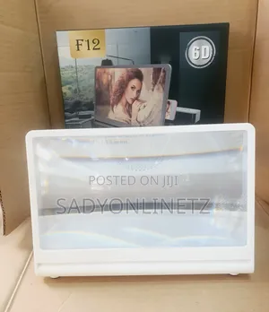 Screen Magnifier With Bluetooth