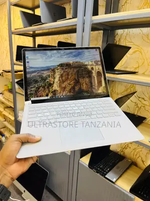 Laptop Microsoft Surface Laptop 2 8GB Intel Core I5 SSD 256GB