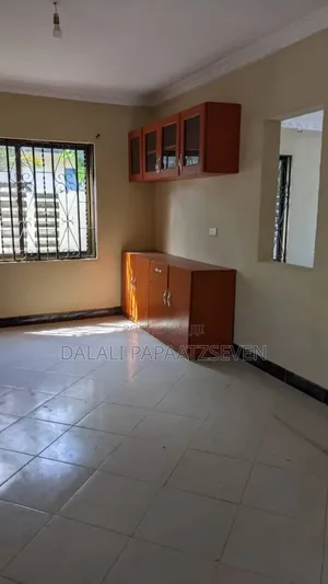 3bdrm House in Dalalipapaatzseven, Kinondoni for rent