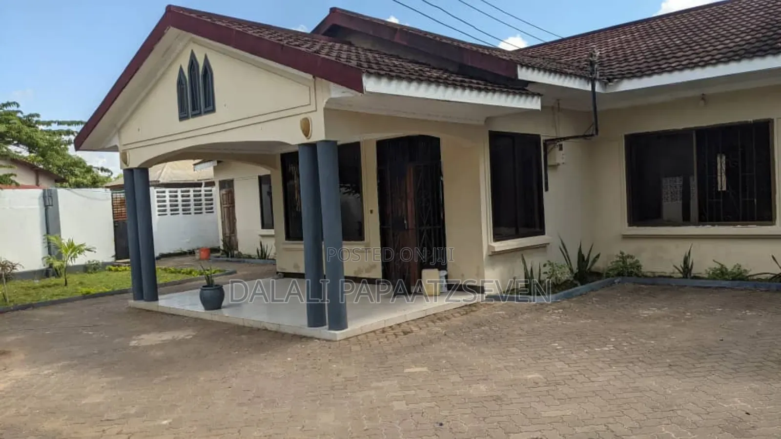 3bdrm House in Dalalipapaatzseven, Kinondoni for rent