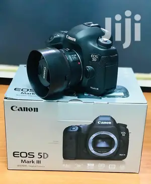 Canon 5D Mark Iii With 50mm
