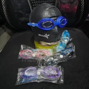 Miwani Ya Kuogelea (Swimming Goggles) Inaziba Masikioni