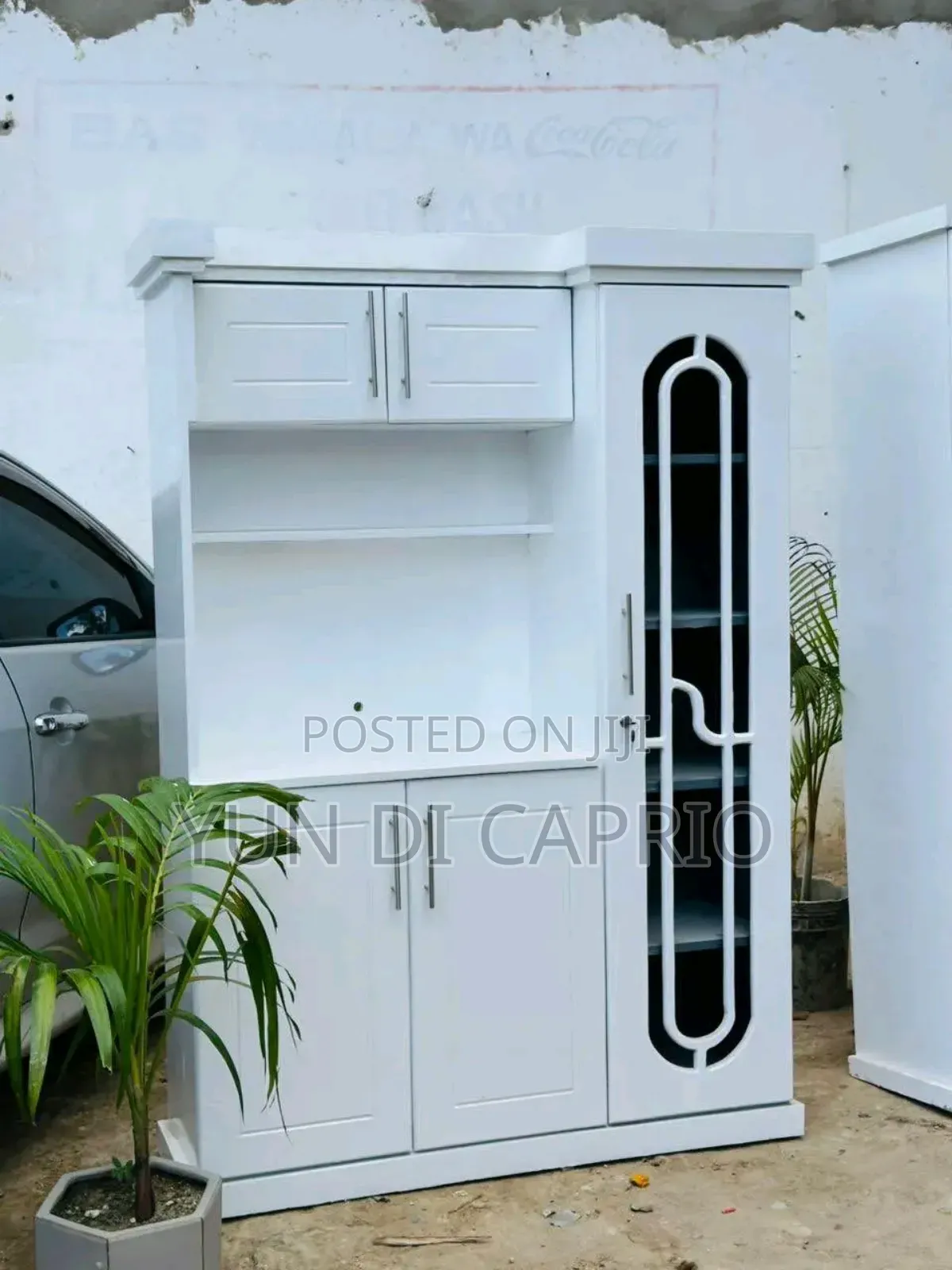 Kitchen Cabinet Nzuri Mpya