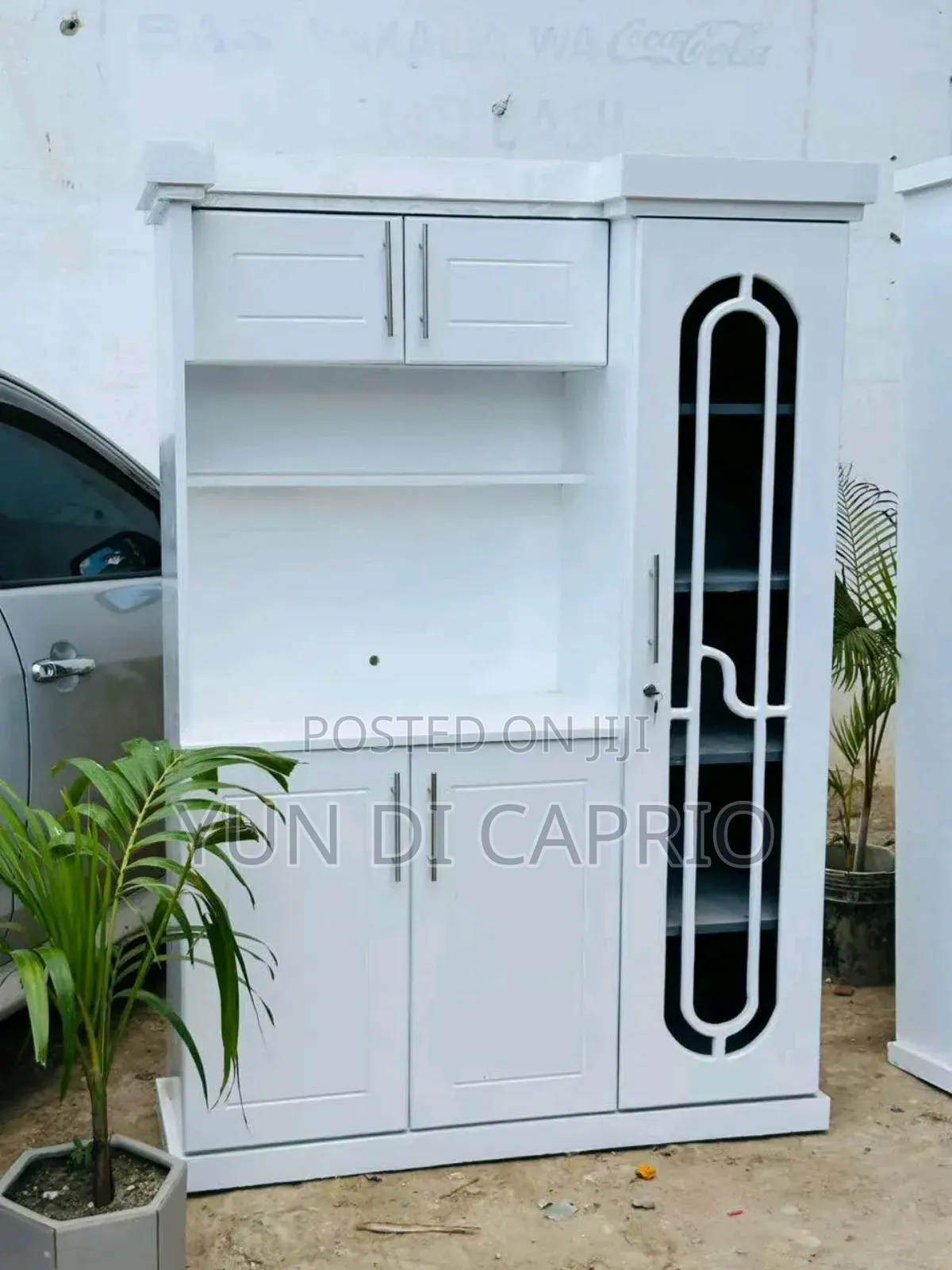 Kitchen Cabinet Nzuri Mpya