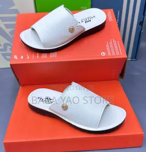 Men's Open Toe Summer Flat Sandals Non-slip Outdoor Slippers