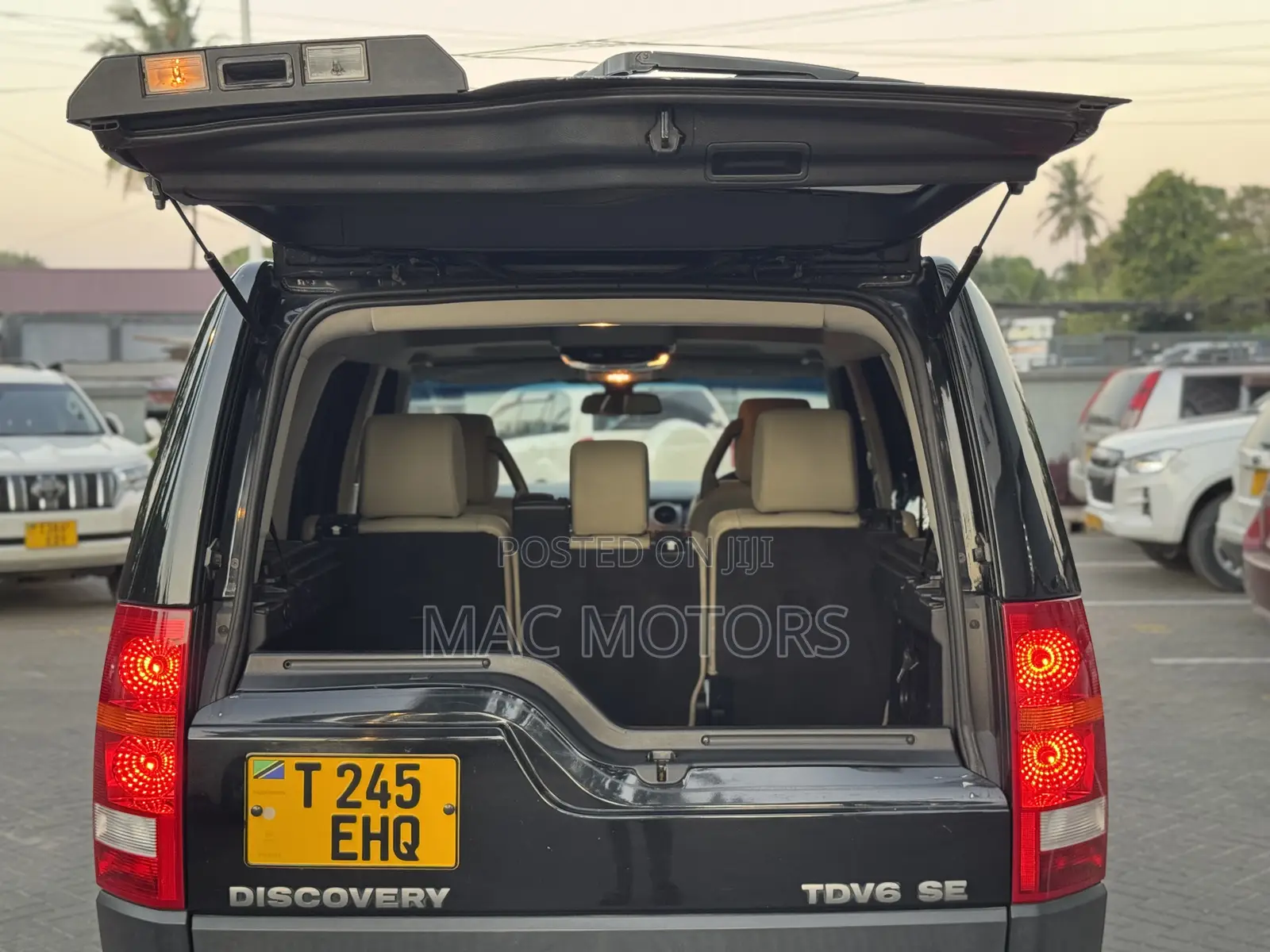 Land Rover Discovery 2006 Black