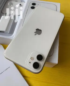 New Apple iPhone 11 128 GB White