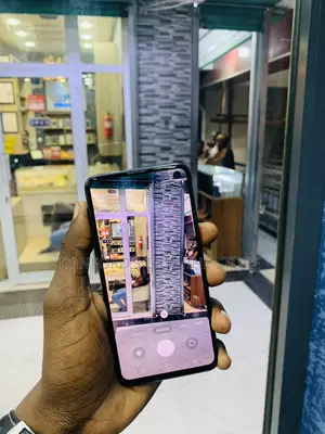 Samsung Galaxy S10e 128 GB Black