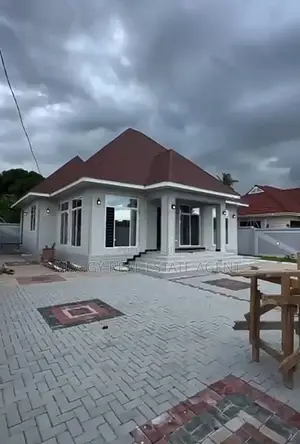 3bdrm House in Bunju Beach for sale