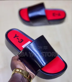 High-Quality Wearable Men's Sandals Beach Round Head Slipper
