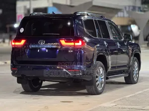 Toyota Land Cruiser 2023 Blue