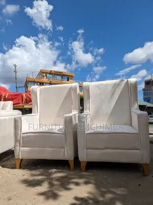 Super King Arms Chair