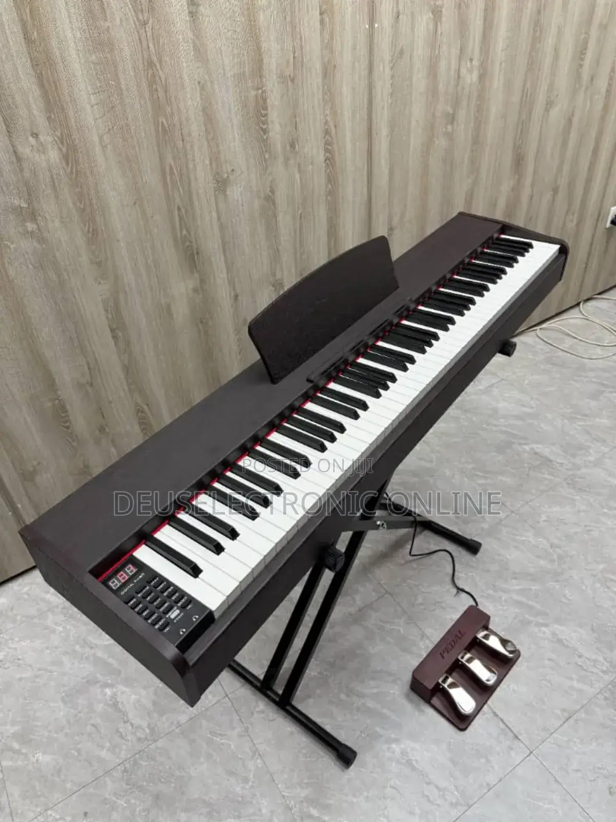 Digital Piano With Sustain Pedal With Stand Free