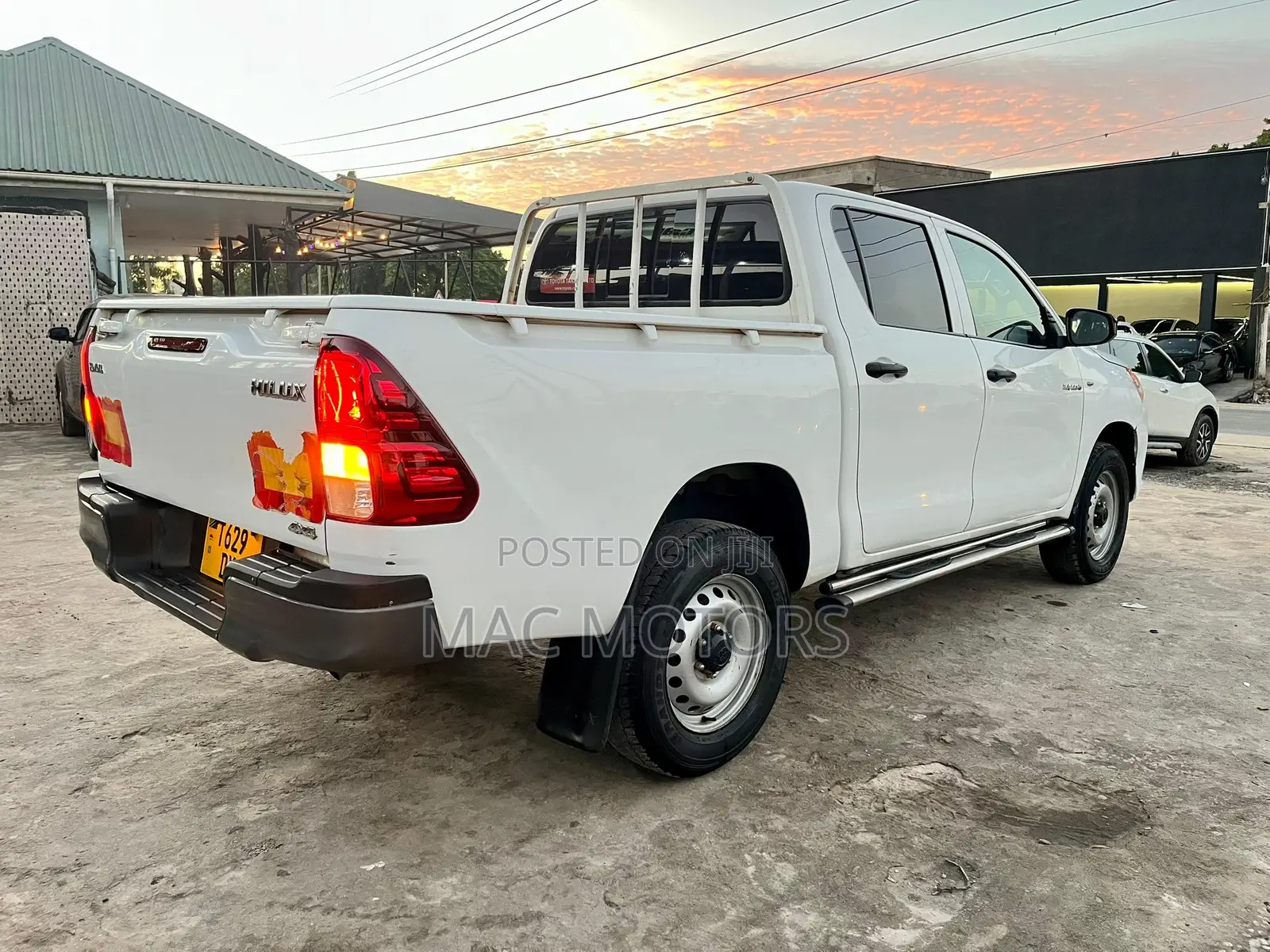 Toyota Hilux Revo Double Cab Deisel 2.8 AWD 2021 White