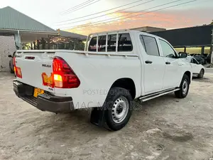 Toyota Hilux Revo Double Cab Deisel 2.8 AWD 2021 White