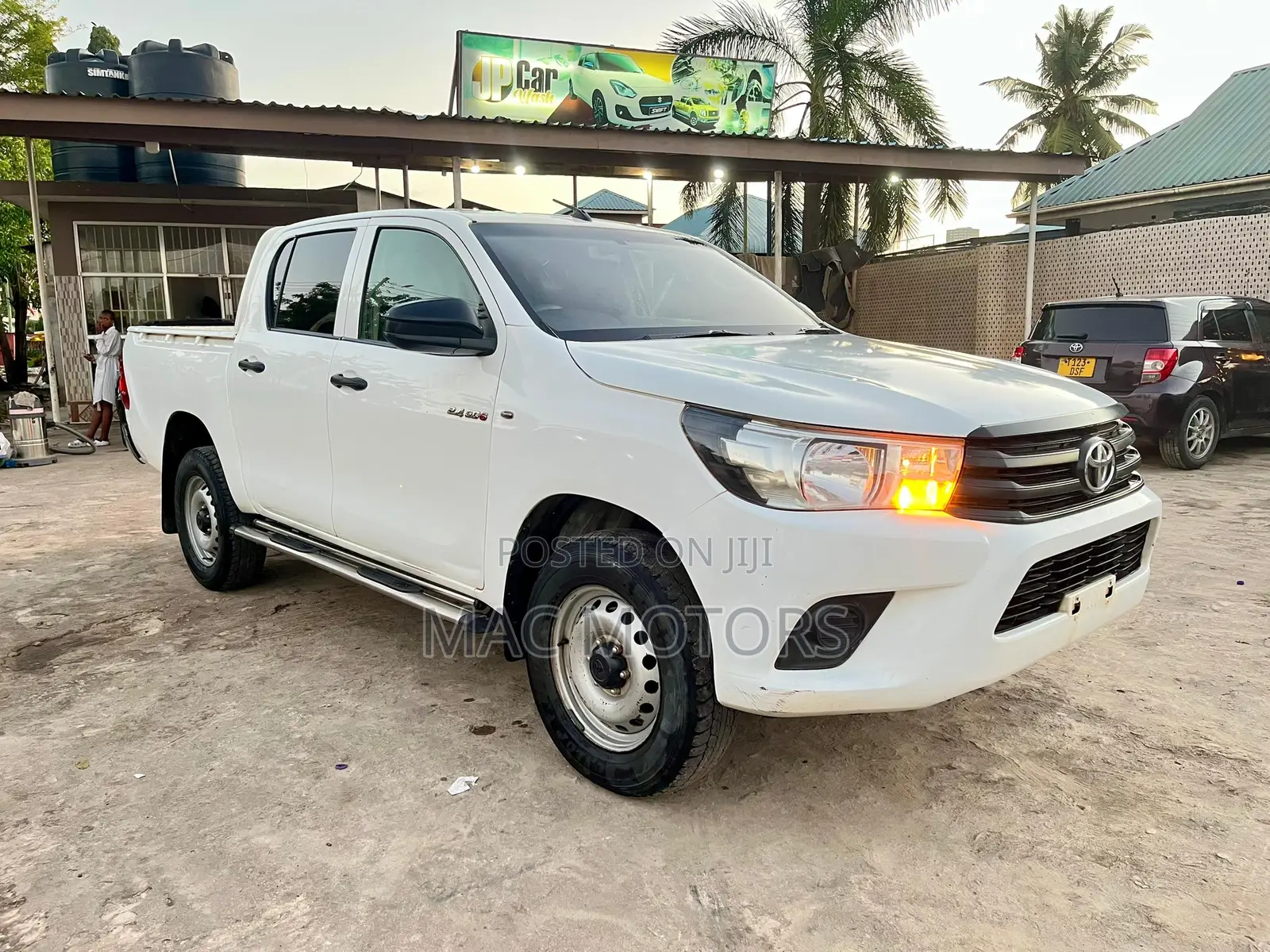 Toyota Hilux Revo Double Cab Deisel 2.8 AWD 2021 White