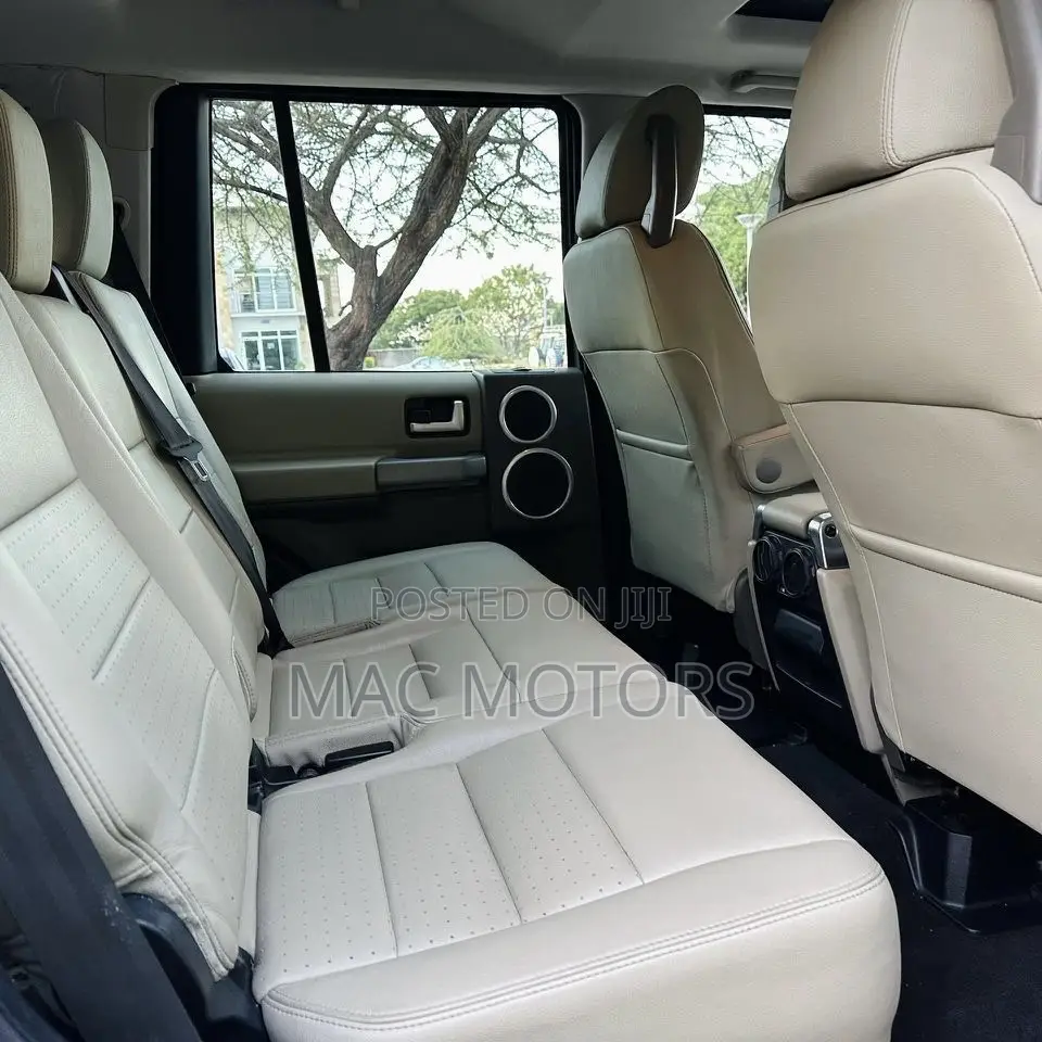 Land Rover Discovery 2009 White