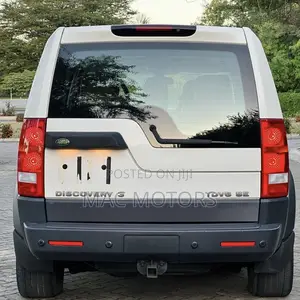 Land Rover Discovery 2009 White
