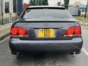 Toyota Crown 2007 Gray