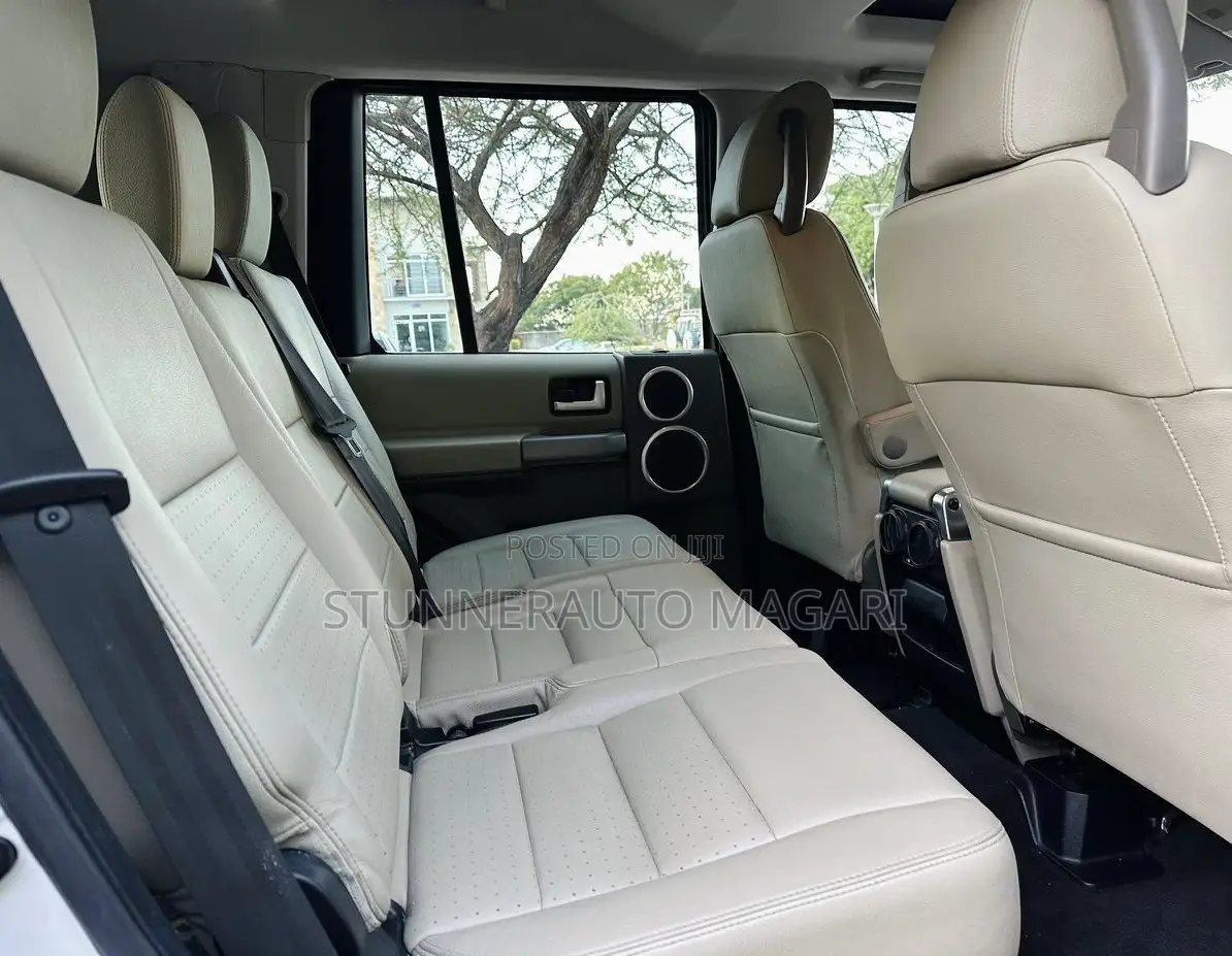 Land Rover Discovery 2009 White
