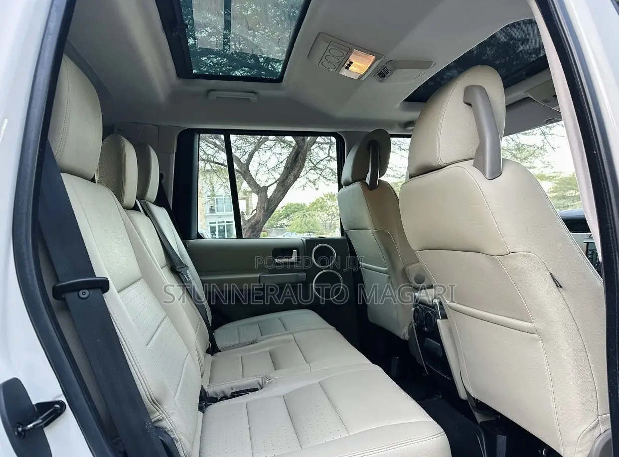 Land Rover Discovery 2009 White