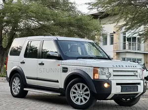 Land Rover Discovery 2009 White