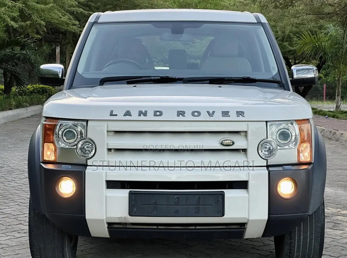 Land Rover Discovery 2009 White