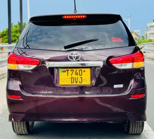 Toyota Wish 2011 Burgundy
