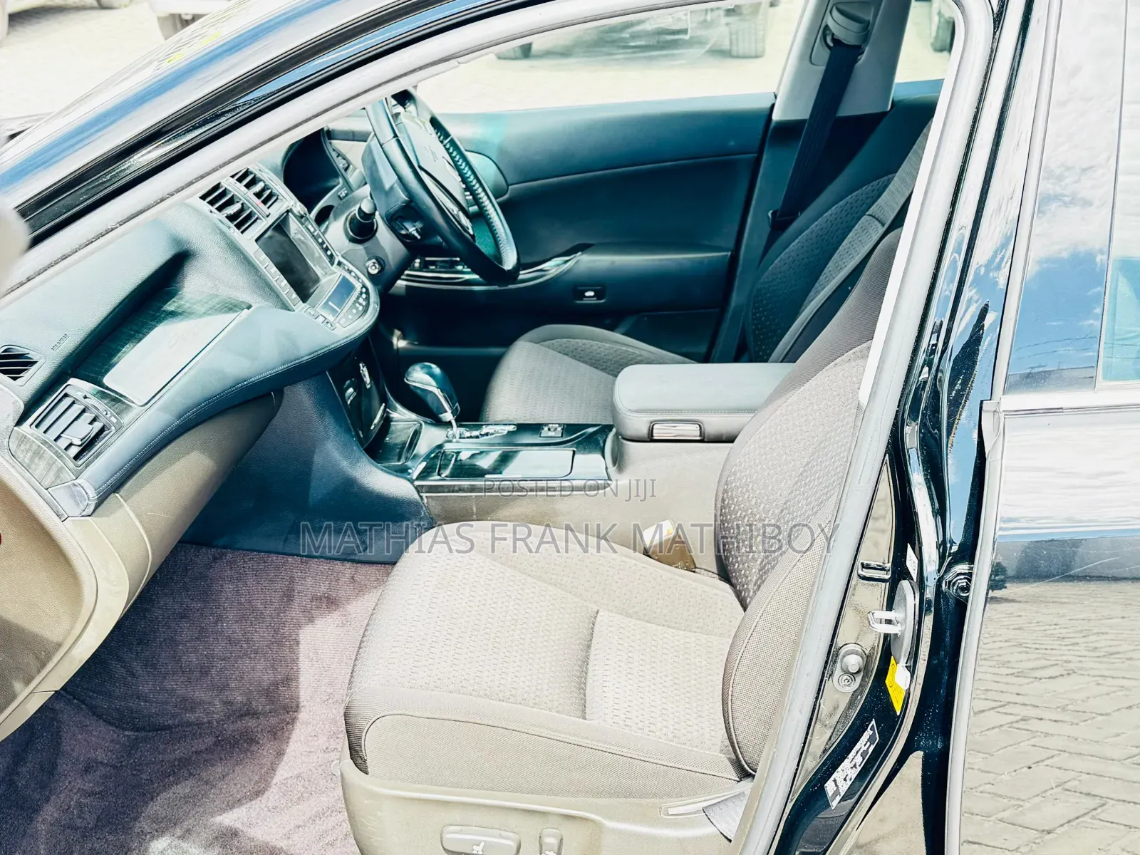 Toyota Crown 2009 Black