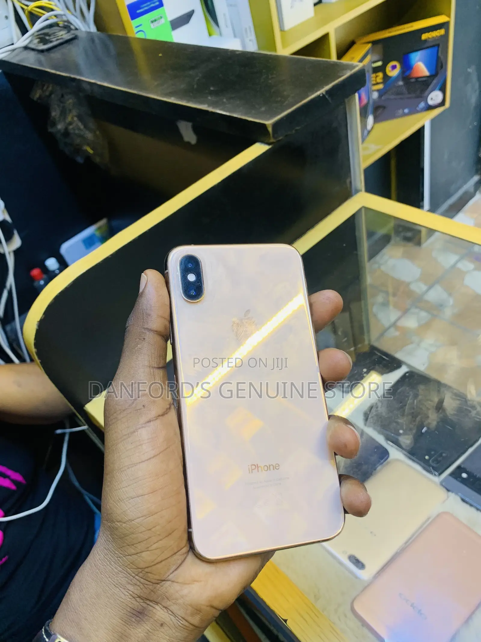 Apple iPhone XS 64 GB Gold