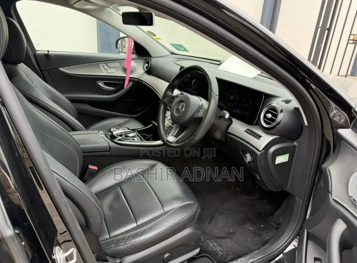 Mercedes-Benz E200 2016 Black