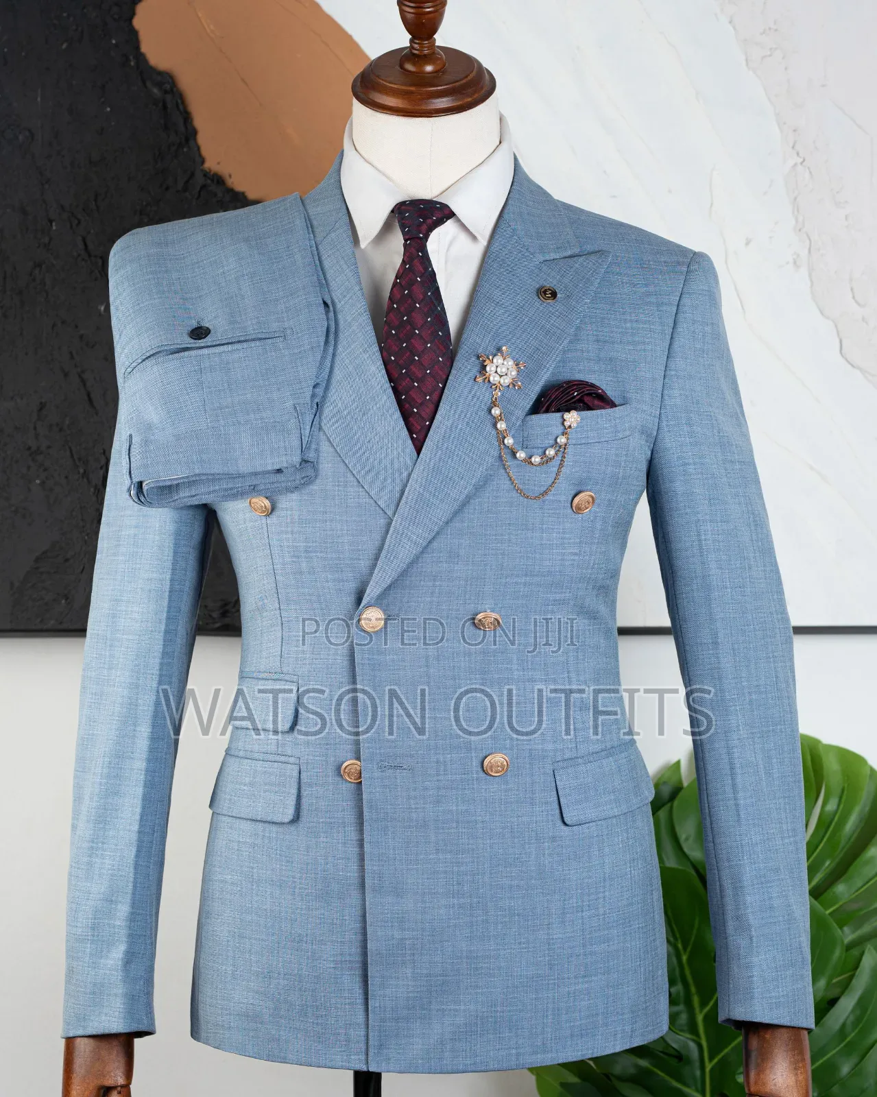 Men's Six Golden Buttons Suits for Classic Outings